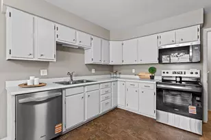 513 W 2nd St, Reedsburg, WI 53959 - Photo 8