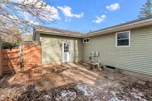 513 W 2nd St, Reedsburg, WI 53959 - Photo 22