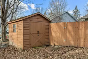 513 W 2nd St, Reedsburg, WI 53959 - Photo 24