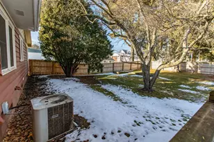 308 W Division St, Ridgeville, WI 53533 - Photo 24