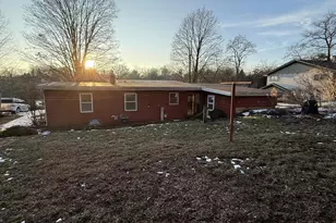 219 W Commerce St, Mineral Point, WI 53565 - Photo 4