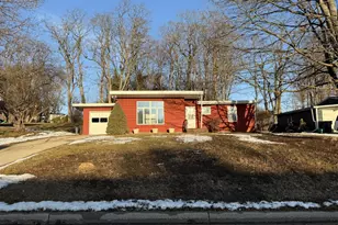 219 W Commerce St, Mineral Point, WI 53565 - Photo 2