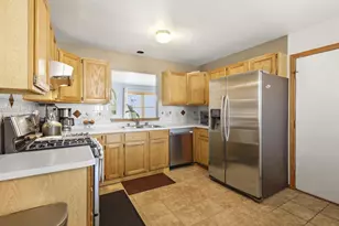 26 Geronimo Cir, Madison, WI 53713 - Photo 4