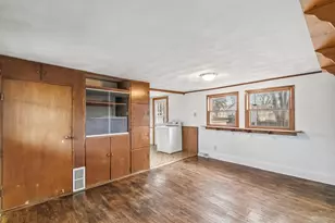 212 E Carroll St, Portage, WI 53901 - Photo 10