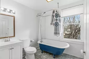 212 E Carroll St, Portage, WI 53901 - Photo 28