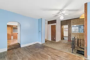 212 E Carroll St, Portage, WI 53901 - Photo 18