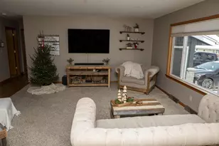 532 S 15th Ave, West Bend, WI 53095 - Photo 6