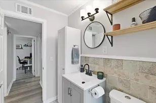 4218 Warwick Way, Madison, WI 53711 - Photo 20