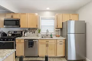 4218 Warwick Way, Madison, WI 53711 - Photo 10