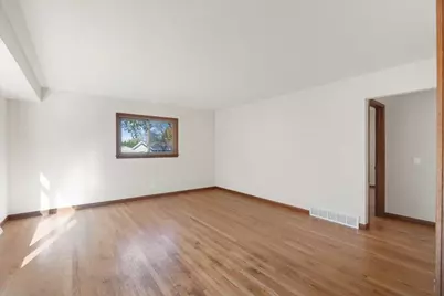 4417 Barby Lane, Madison, WI 53704 - Photo 8