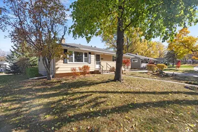 4417 Barby Lane, Madison, WI 53704 - Photo 4