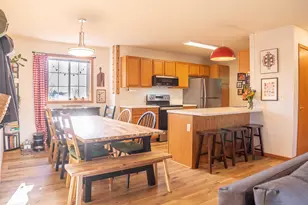 205 Parador Pl, Cottage Grove, WI 53527 - Photo 6