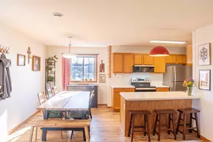 205 Parador Pl, Cottage Grove, WI 53527 - Photo 10