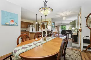 3108 Creekview Dr, Middleton, WI 53562 - Photo 8