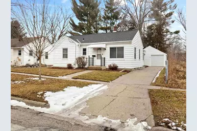 1113 North Street, Beloit, WI 53511 - Photo 2