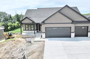 477 Foxfield Ct, Oregon, WI 53575 - Photo 40