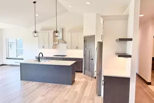 477 Foxfield Ct, Oregon, WI 53575 - Photo 8