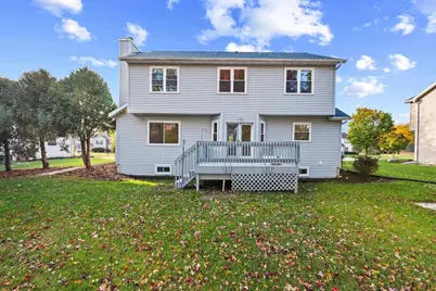 205 E Verleen Avenue, Waunakee, WI 53597 - Photo 4