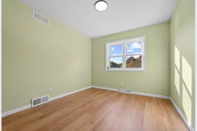 205 E Verleen Avenue, Waunakee, WI 53597 - Photo 26