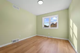 205 E Verleen Ave, Waunakee, WI 53597 - Photo 26