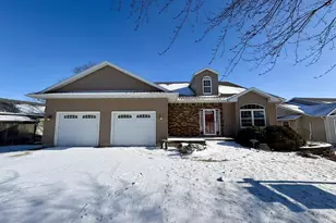 304 N 11th Ave, Monroe, WI 53566 - Photo 1