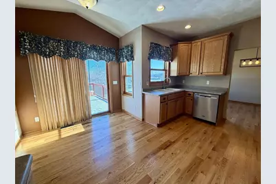 304 N 11th Avenue, Monroe, WI 53566 - Photo 18