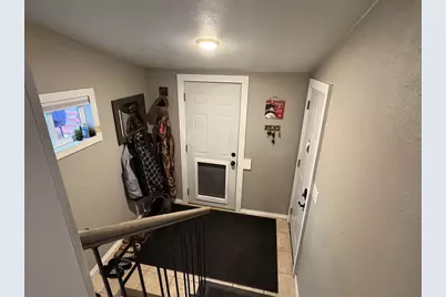 432 W 11th Avenue, Oshkosh, WI 54902 - Photo 16