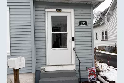 432 W 11th Avenue, Oshkosh, WI 54902 - Photo 4