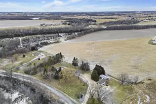 946 Canal Rd, Marshall, WI 53559 - Photo 78