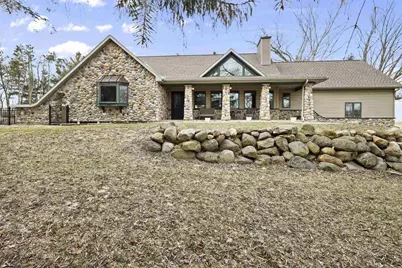 946 Canal Road, Marshall, WI 53559 - Photo 1