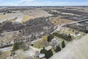 946 Canal Rd, Marshall, WI 53559 - Photo 70