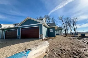 4159 Fox Frst Wy, DeForest, WI 53532 - Photo 4