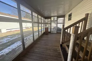 7 Lapidary Ln, Janesville, WI 53548 - Photo 4