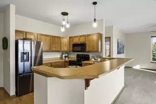 6402 Milwaukee St, Madison, WI 53718 - Photo 12