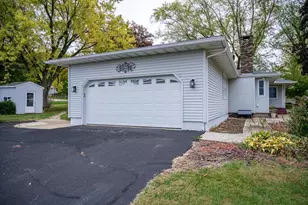 1100 Division St, Mauston, WI 53948 - Photo 4