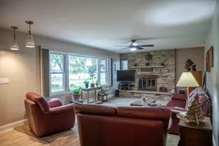 1100 Division St, Mauston, WI 53948 - Photo 8