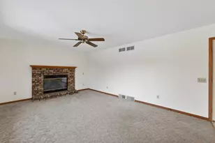 5758 Modernaire St, Fitchburg, WI 53711 - Photo 18