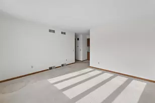 5758 Modernaire St, Fitchburg, WI 53711 - Photo 8