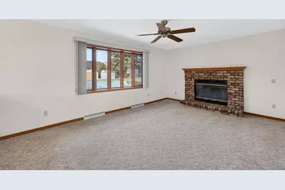 5758 Modernaire Street, Fitchburg, WI 53711 - Photo 16