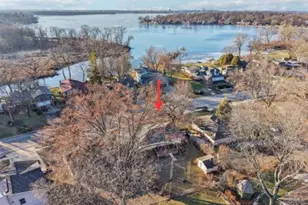 6202 Winnequah Rd, Monona, WI 53716 - Photo 2