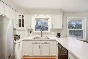 6202 Winnequah Rd, Monona, WI 53716 - Photo 16