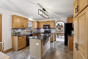 901 Innisbrook Ct, Waunakee, WI 53597 - Photo 10