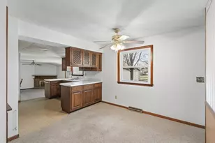 2315 N Claremont Dr, Janesville, WI 53545 - Photo 8