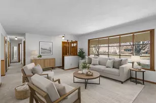 2315 N Claremont Dr, Janesville, WI 53545 - Photo 2