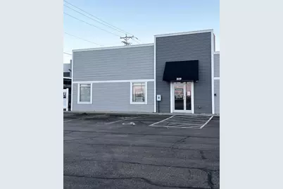 809 Park Avenue #A, Beaver Dam, WI 53916 - Photo 2