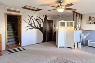 412 N Wacouta Ave, Prairie Du Chien, WI 53821 - Photo 14