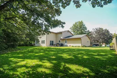 411 Oakland Avenue, Sun Prairie, WI 53590 - Photo 10