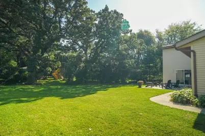 411 Oakland Avenue, Sun Prairie, WI 53590 - Photo 8