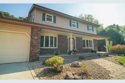 411 Oakland Avenue, Sun Prairie, WI 53590 - Photo 2