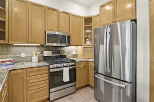 530 W Doty St, Madison, WI 53703 - Photo 8